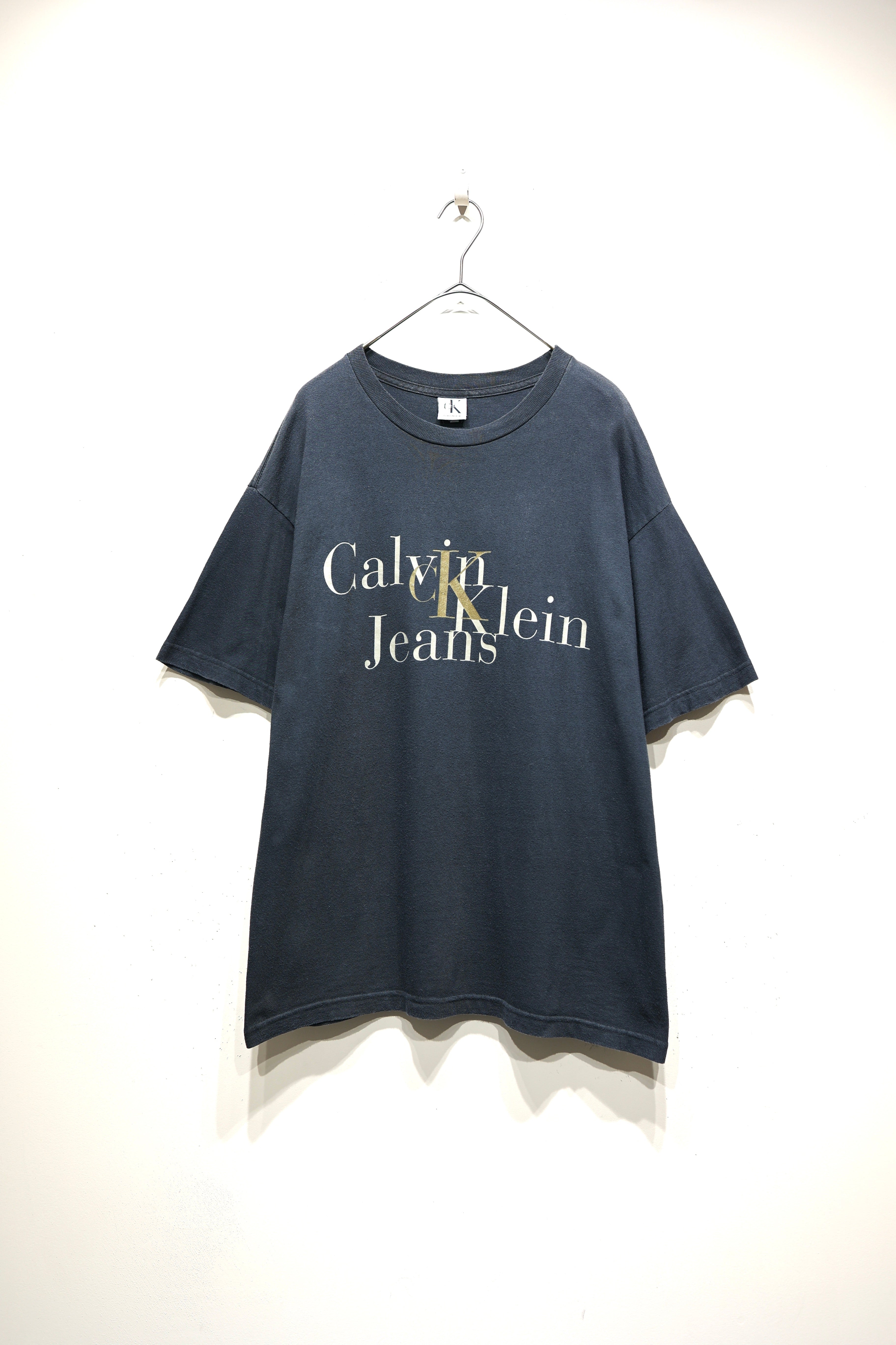 90's CALVIN KLEIN JEANS graphic print t-shirt