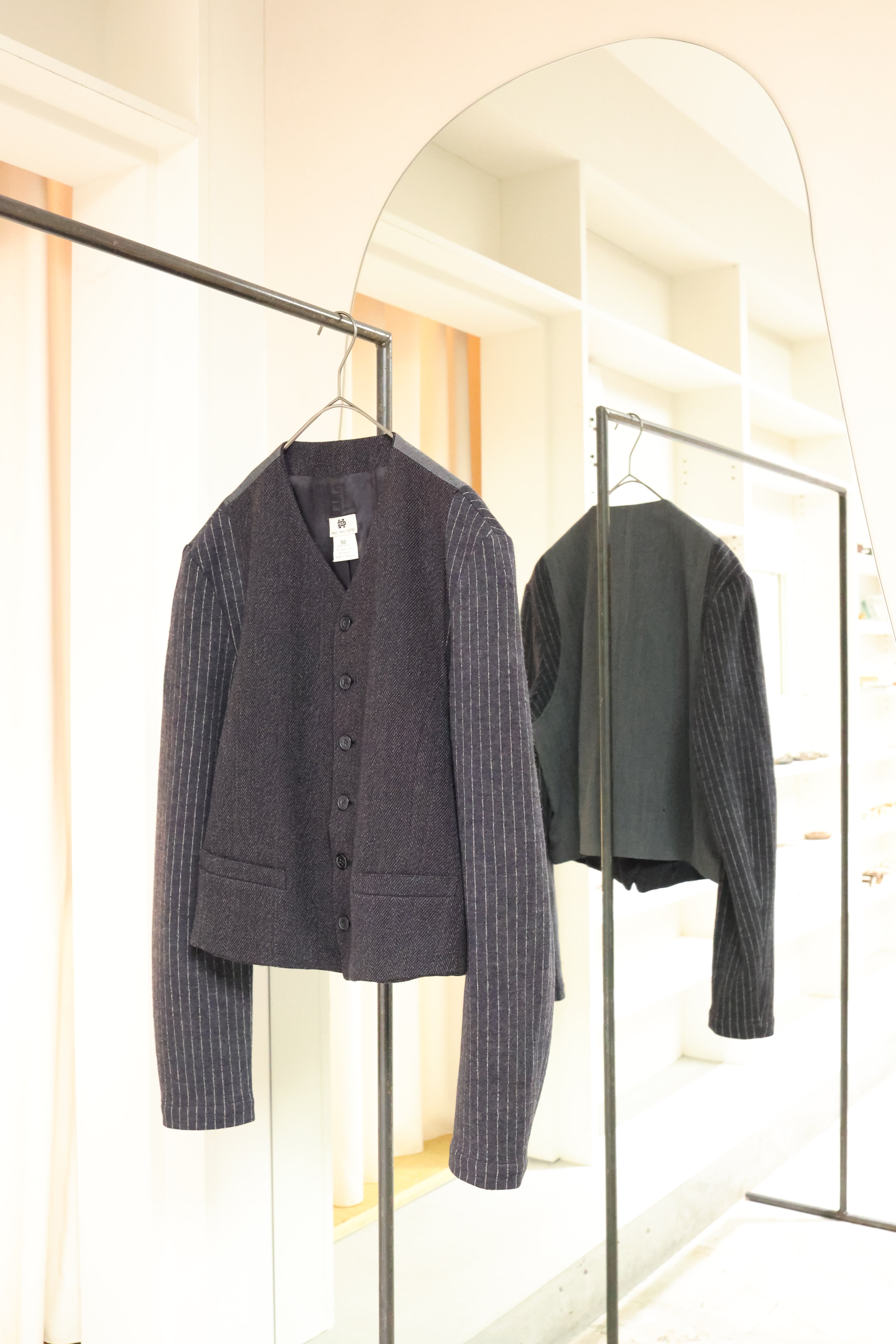 80-90’s DRIES VAN NOTEN wool short length collarless jacket