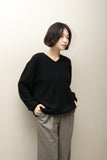 90-00's US label - cashmere V neck knit sweater