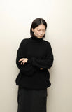 90's German label - oversized cashmere turtle-neck knit sweater